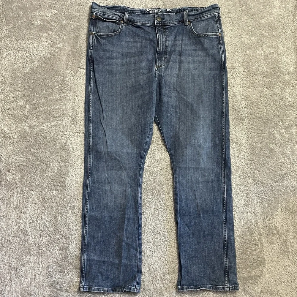 Wrangler Jeans Mens Size 40x34 Retro Slim‎ Boot Cut Blue Denim Medium Wash